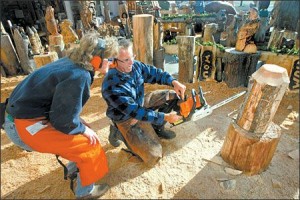 Chainsaw carving classes